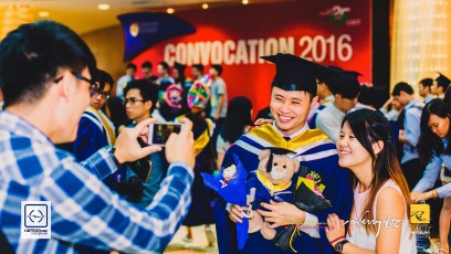 20160730-robertchai-CCHs.Brother.ZhongRongs.NTU_.Graduation.Ceremony.Jul_.2016.Roberts.Cam-Pic-0050