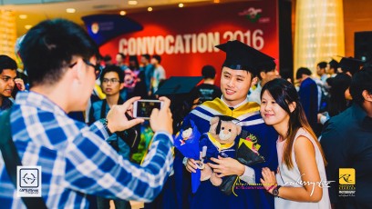 20160730-robertchai-CCHs.Brother.ZhongRongs.NTU_.Graduation.Ceremony.Jul_.2016.Roberts.Cam-Pic-0051
