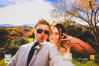 20150502-roberryarts-Adventures.To_.New_.Zealand-Queenstown.2015-Day07-Celebrating.JeremyFoo..CaiLi_.Roberts.Cam-Pic-0016