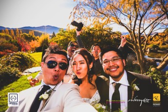 20150502-roberryarts-Adventures.To_.New_.Zealand-Queenstown.2015-Day07-Celebrating.JeremyFoo..CaiLi_.Roberts.Cam-Pic-0017