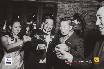 20150502-roberryarts-Adventures.To_.New_.Zealand-Queenstown.2015-Day07-Celebrating.JeremyFoo..CaiLi_.Roberts.Cam-Pic-0130